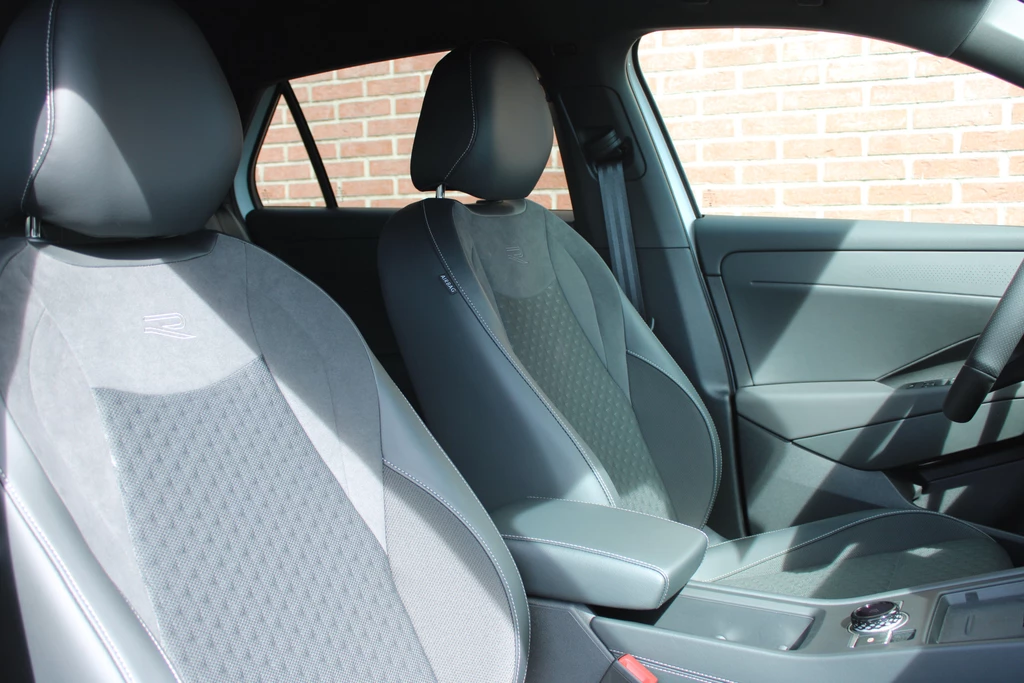 Volkswagen T-Roc – foto 18