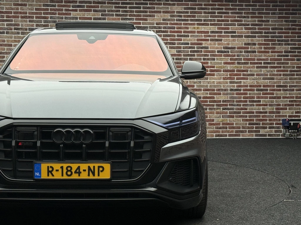 Audi SQ8 – foto 12