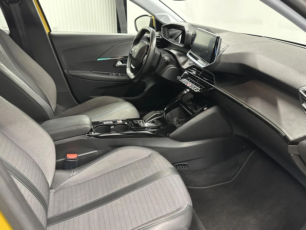 Peugeot e-208 – foto 12