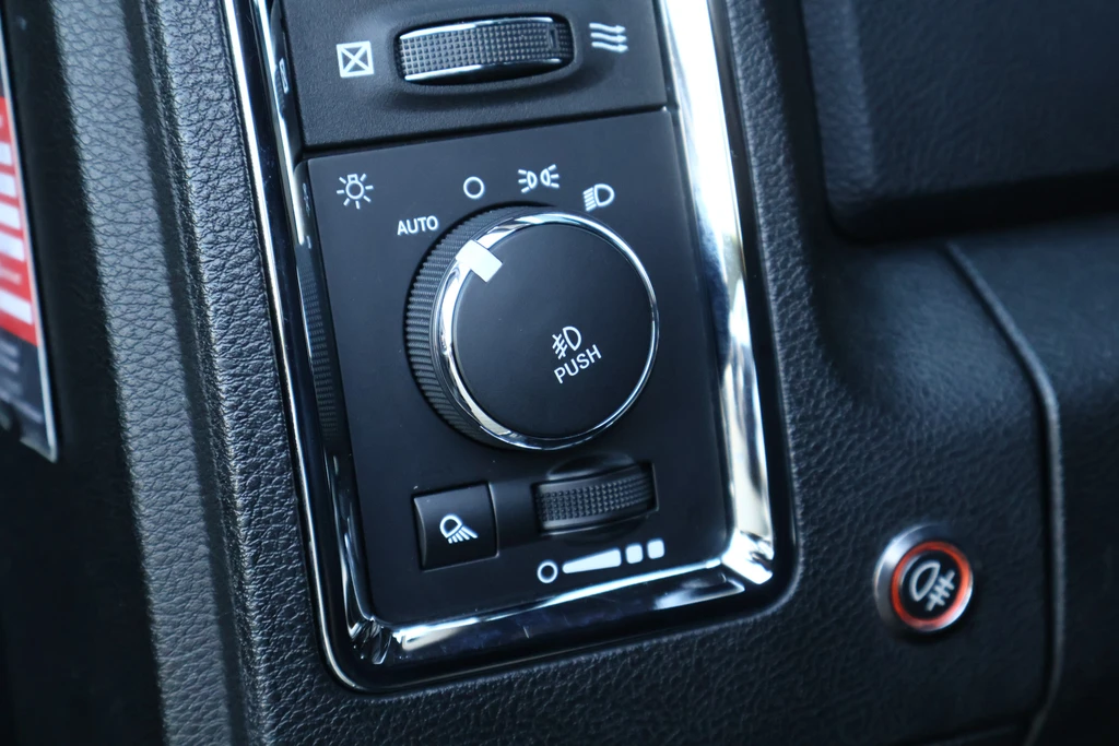 Dodge Ram 1500 – foto 29
