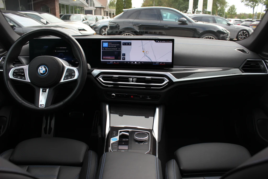 BMW i4 – foto 11