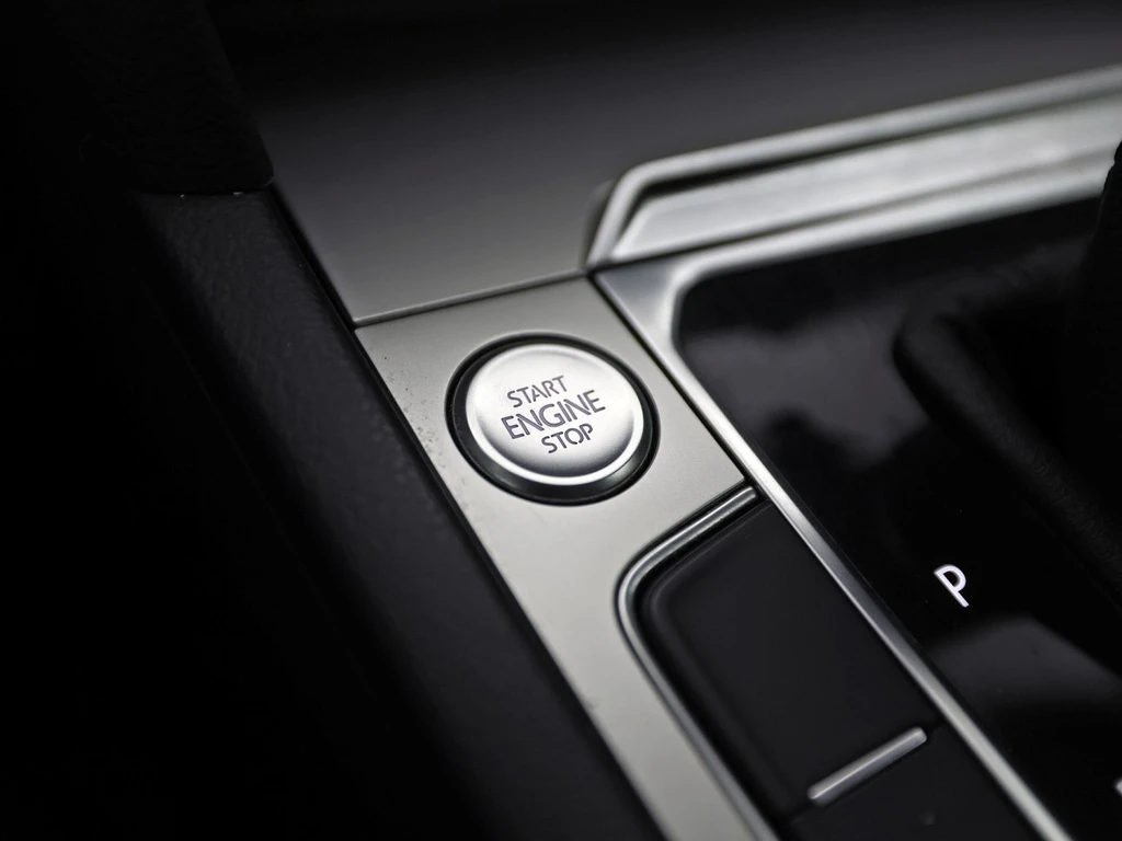 Volkswagen Passat – foto 31