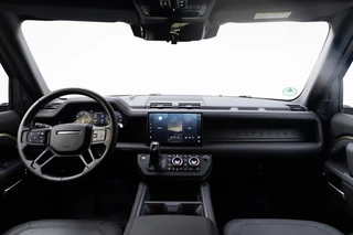 Land Rover Defender – thumbnail 11