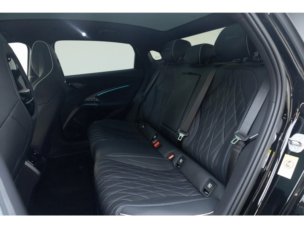 BYD SEAL – foto 11