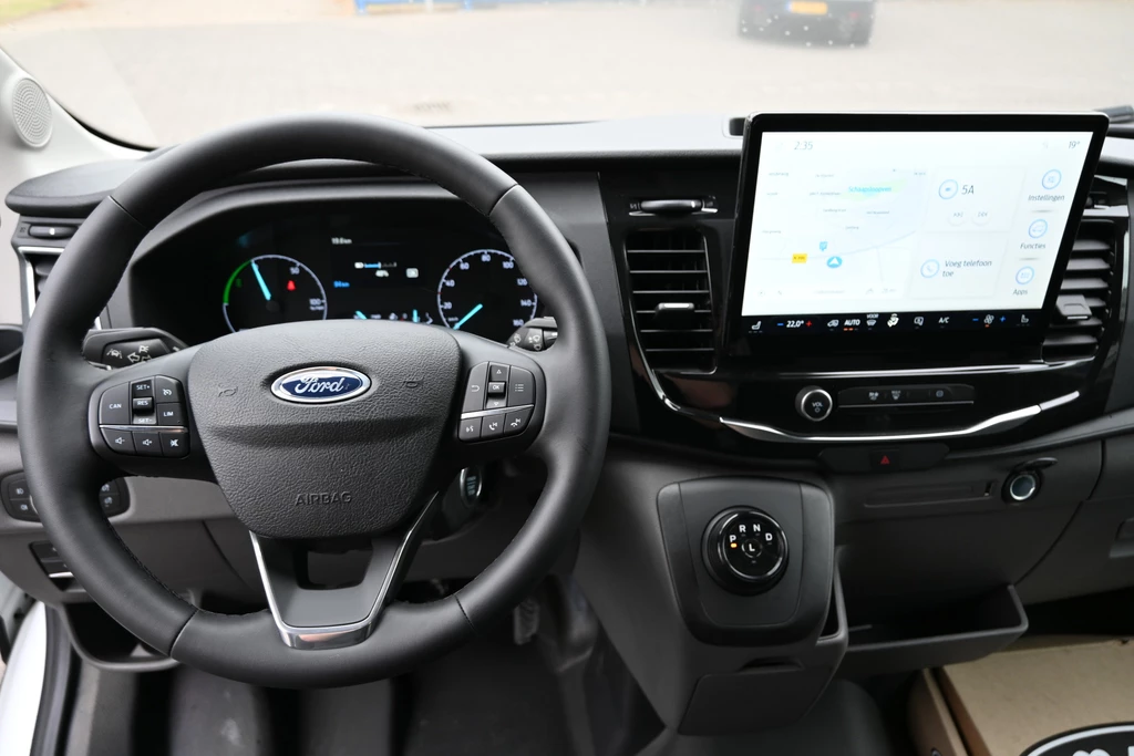 Ford E-Transit – foto 15