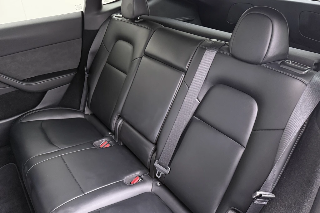 Tesla Model Y – foto 12