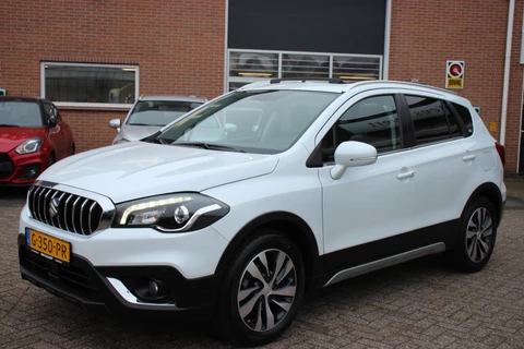 Suzuki S-Cross 1.4 Boosterjet Stijl/Style | Opendak | Trekhaak | 10 jaar Garantie |