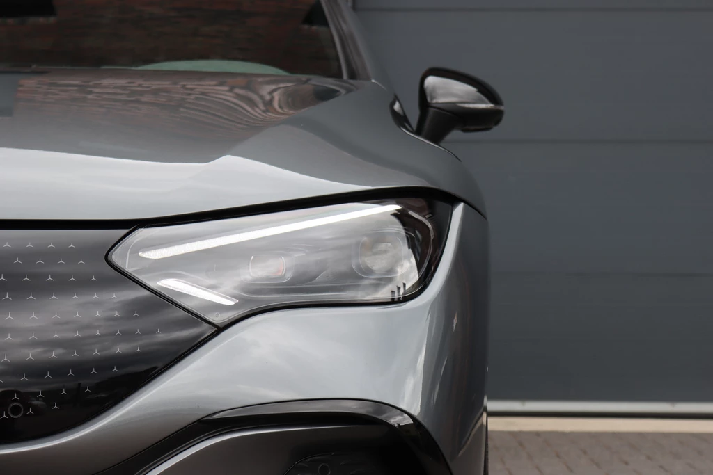 Mercedes-Benz EQE – foto 26