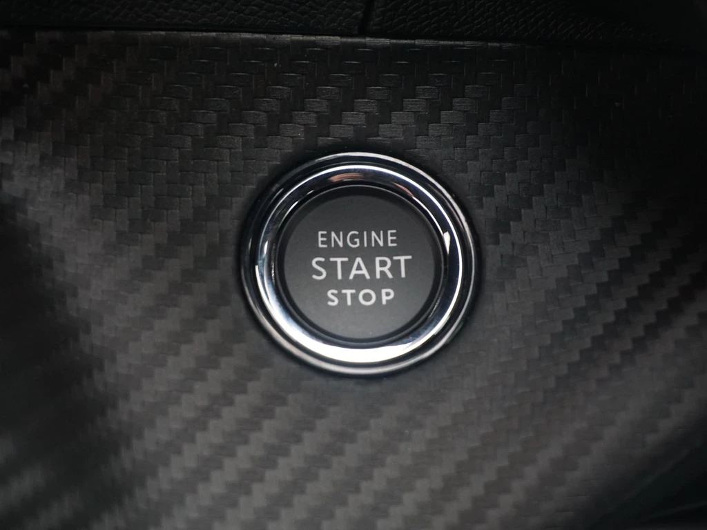 Peugeot 208 – foto 24