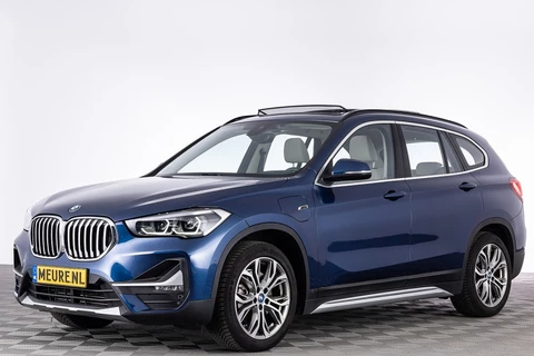 BMW X1 Xdrive 25e Xdrive X-Line | PANORAMA | LEDER | Sportstoelen | PHEV .