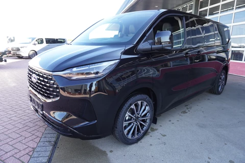 Ford Transit Custom 340L 2.5 PHEV 233PK L2H1 Titanium X 8 Persoons PHEV Automaat nr. V078 | Hybride | Airco | Adap. Cruise | Navi | Pano | 360 Cam | Elek.Schuifdeur L+R