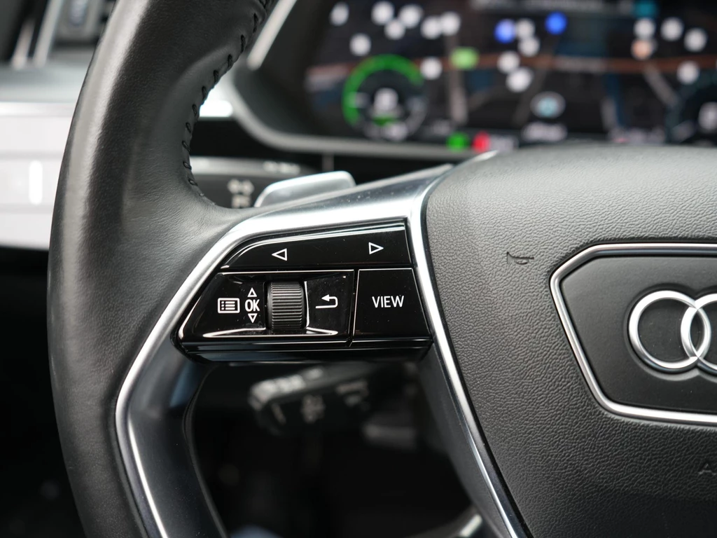 Audi e-tron – foto 17
