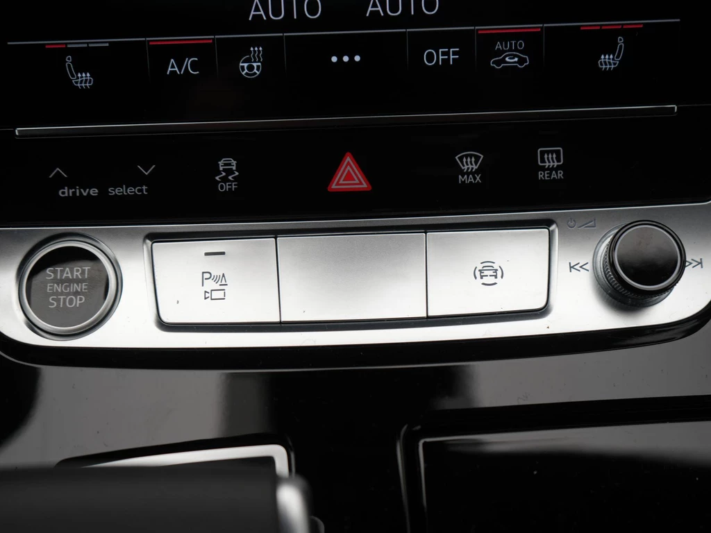 Audi Q8 – foto 36