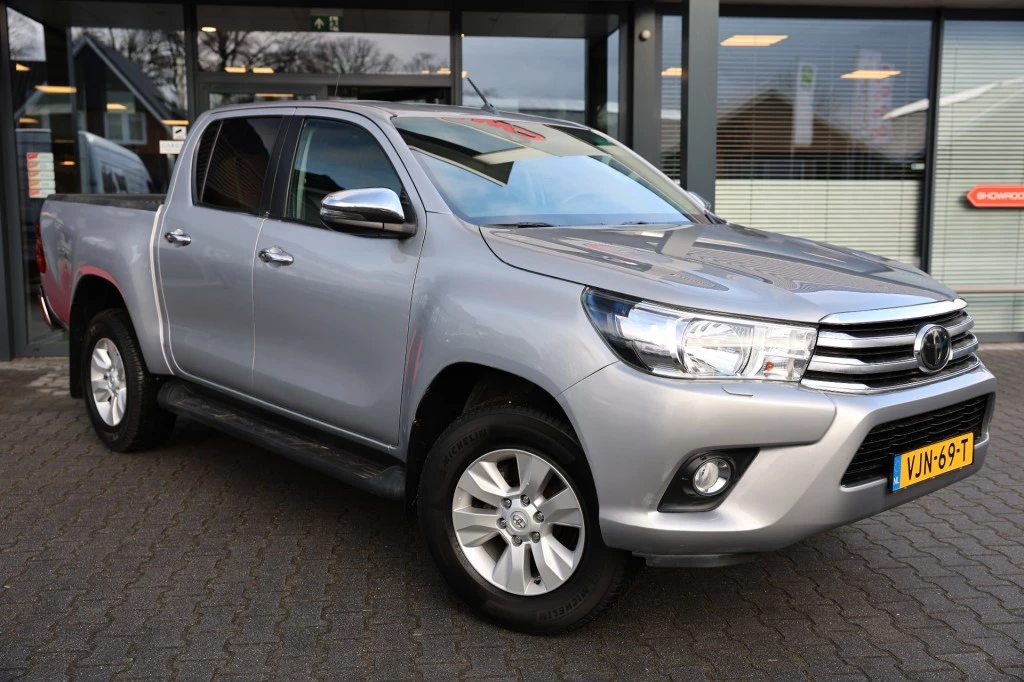 Toyota Hilux – foto 6