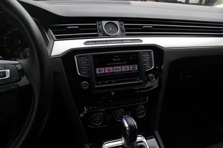 Volkswagen Passat – thumbnail 21
