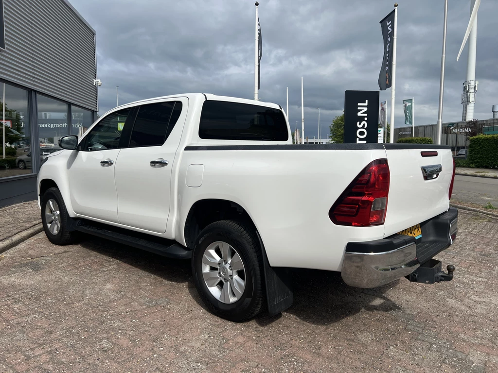 Toyota Hilux – foto 2