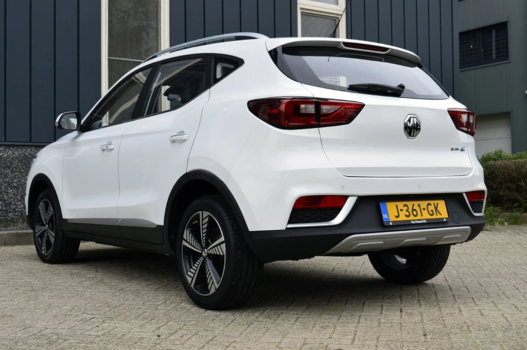 MG ZS EV – foto 3