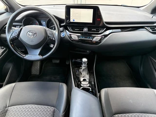 Toyota C-HR – thumbnail 10