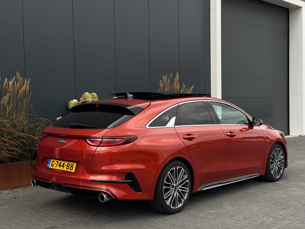 Kia ProCeed – foto 12