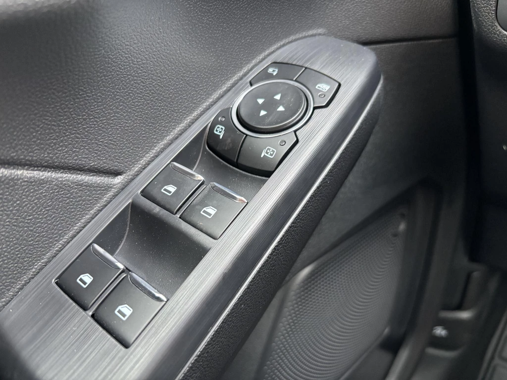 Ford Kuga – foto 22