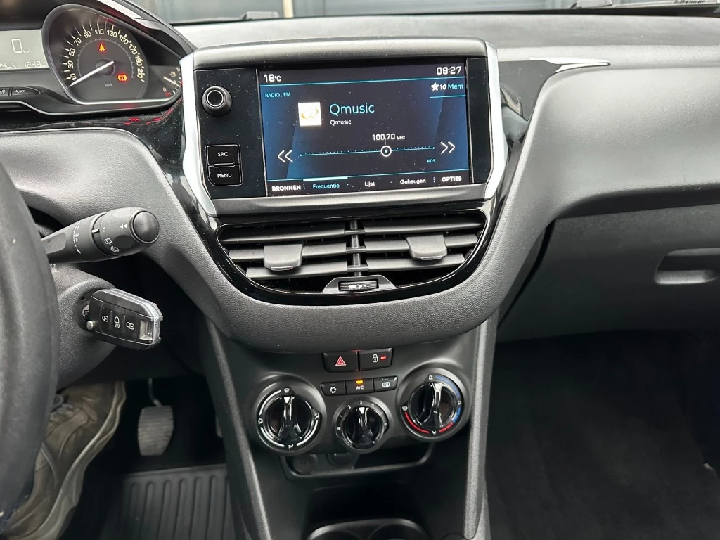 Peugeot 208 – foto 16