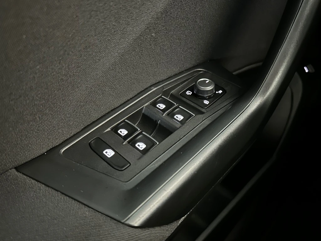 Volkswagen T-Roc – foto 33