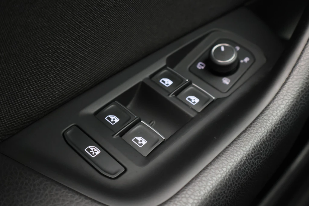 Volkswagen Passat – foto 37