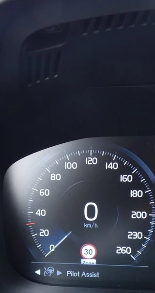 Volvo XC60 – thumbnail 21