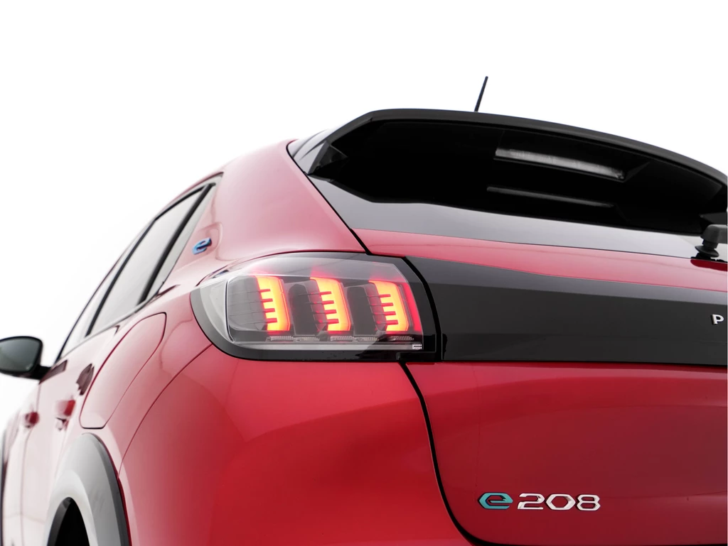 Peugeot e-208 – foto 30