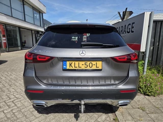 Mercedes-Benz GLA – thumbnail 2