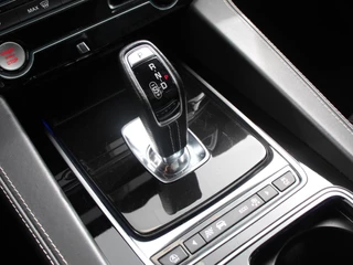 Jaguar F-PACE – thumbnail 21