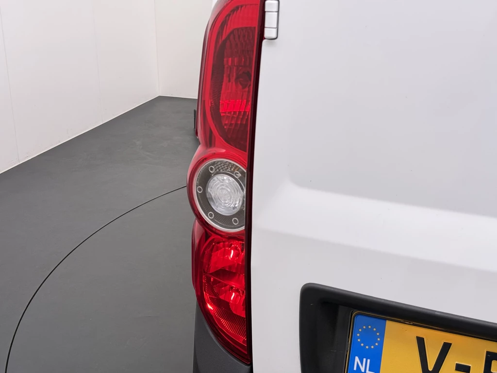 Opel Combo – foto 21