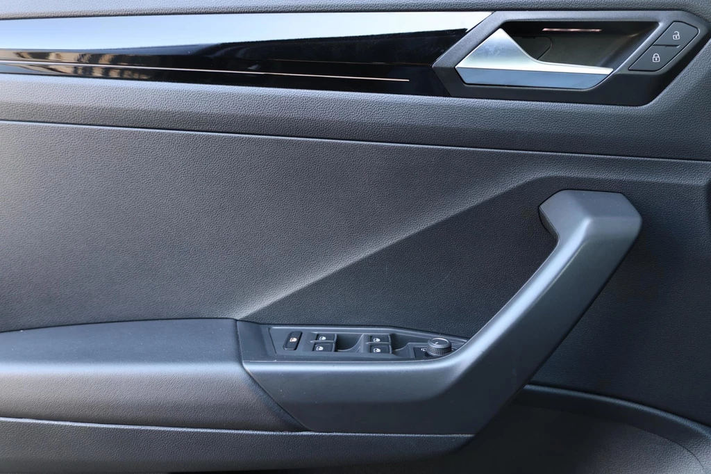 Volkswagen T-Roc – foto 13
