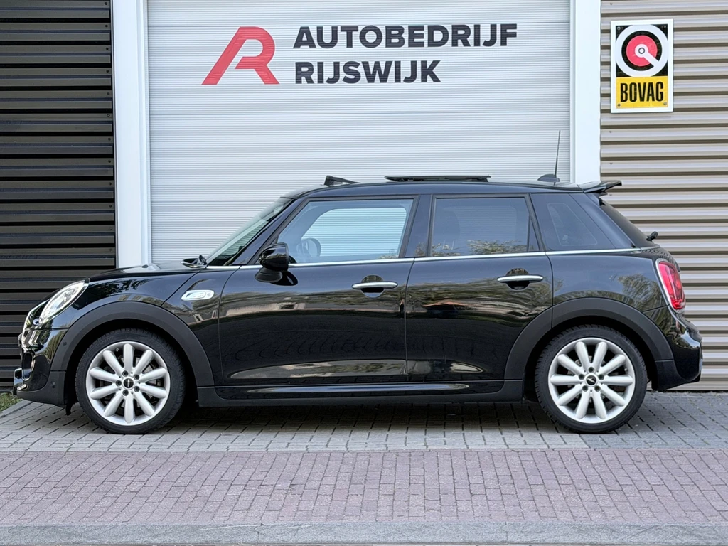 MINI 5-deurs – foto 2