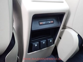 Land Rover Discovery Sport – thumbnail 13