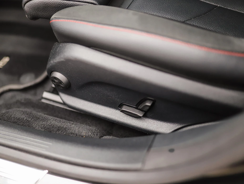 Mercedes-Benz CLS – foto 35