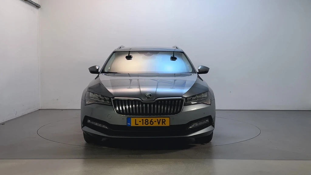 Škoda Superb – foto 8