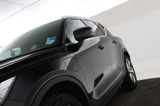 Volvo XC40 – thumbnail 2