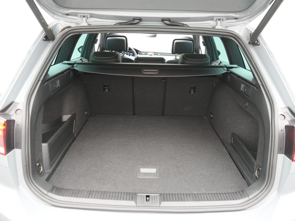Volkswagen Passat – foto 57
