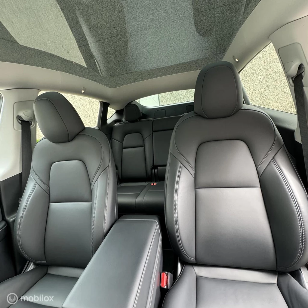 Tesla Model Y – foto 10