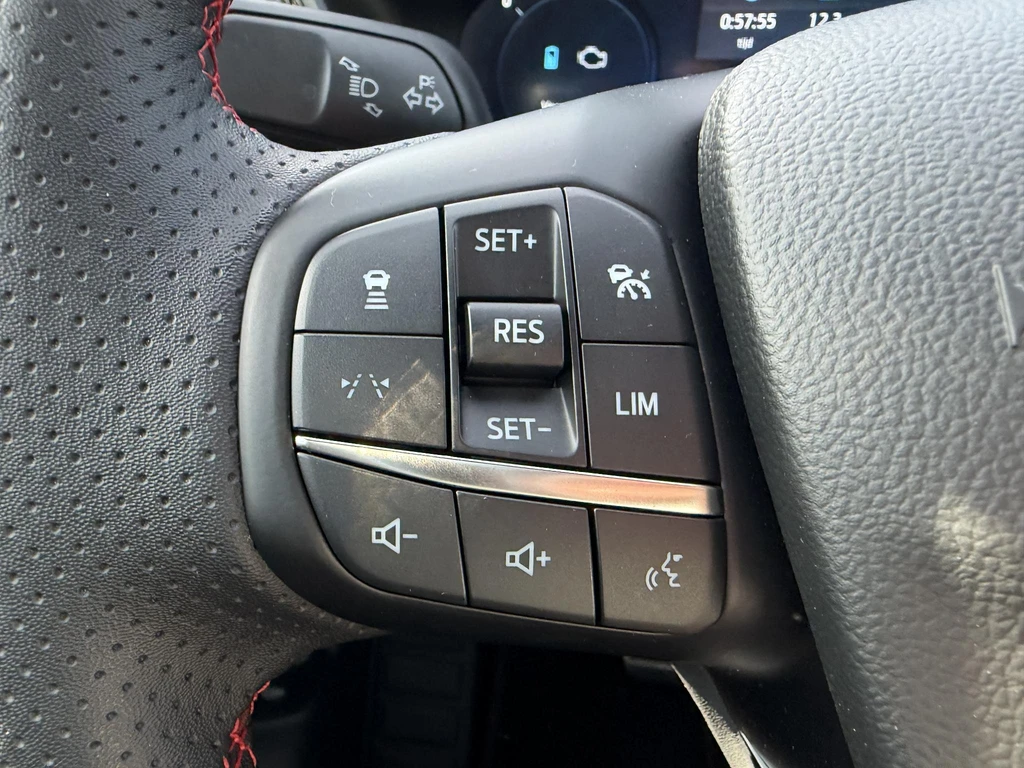 Ford Kuga – foto 17
