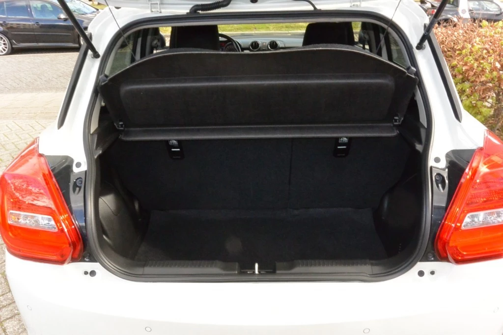 Suzuki Swift – foto 11
