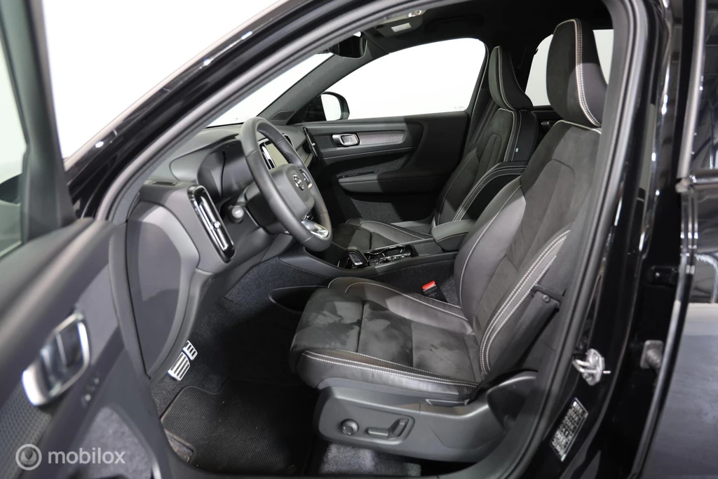 Volvo XC40 – foto 11