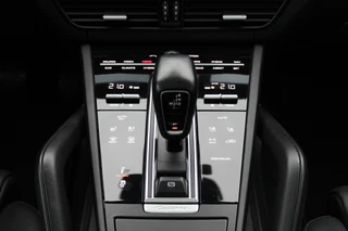 Porsche Cayenne – thumbnail 28