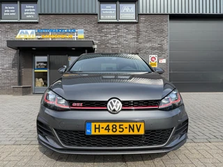 Volkswagen Golf – thumbnail 8