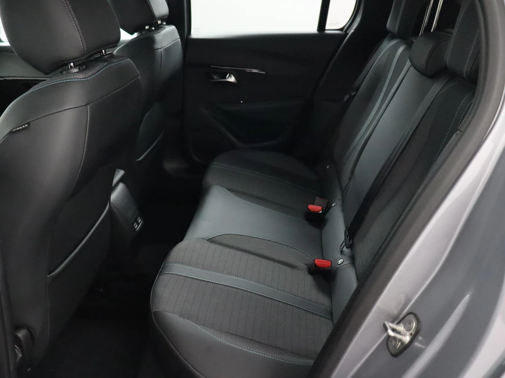 Peugeot e-208 – foto 12