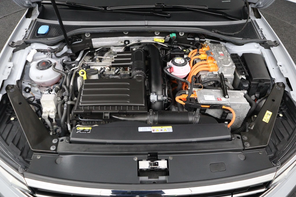 Volkswagen Passat – foto 28
