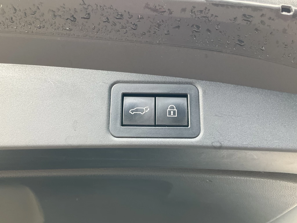 Toyota Corolla Touring Sports – foto 21