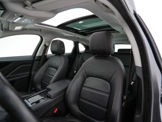 Jaguar F-PACE – thumbnail 25