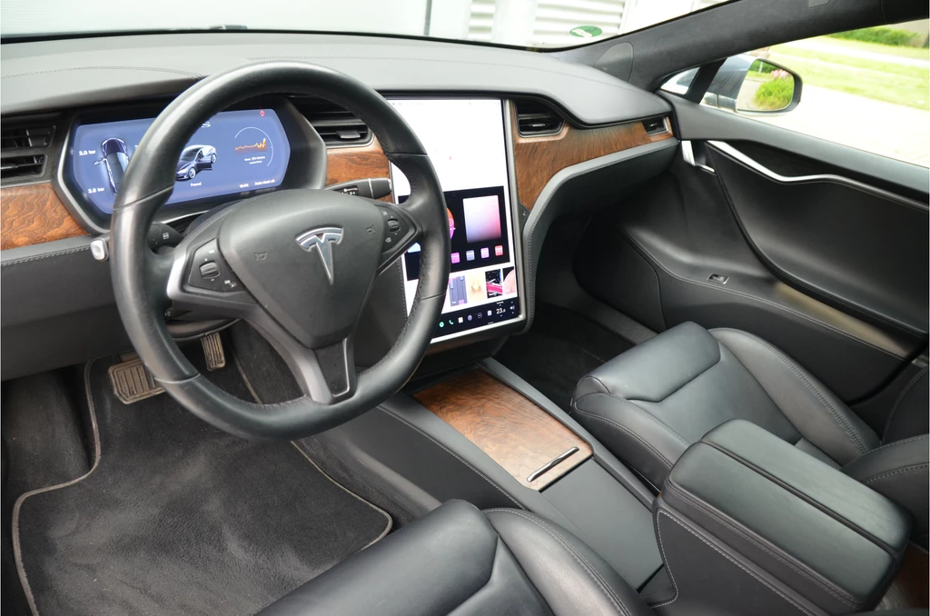 Tesla Model S – foto 11